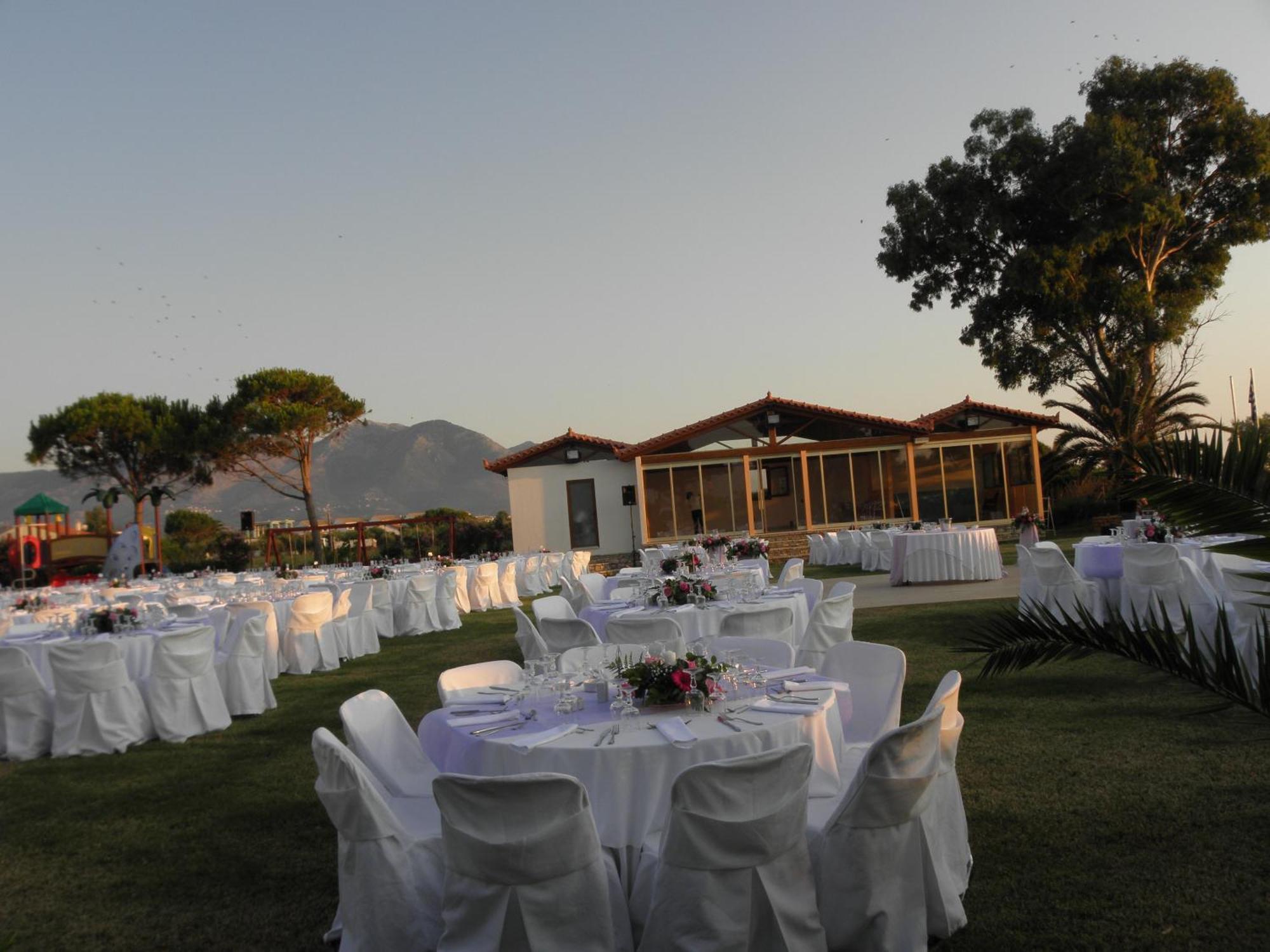Irida Beach Resort Suites Kyparissia Exterior photo